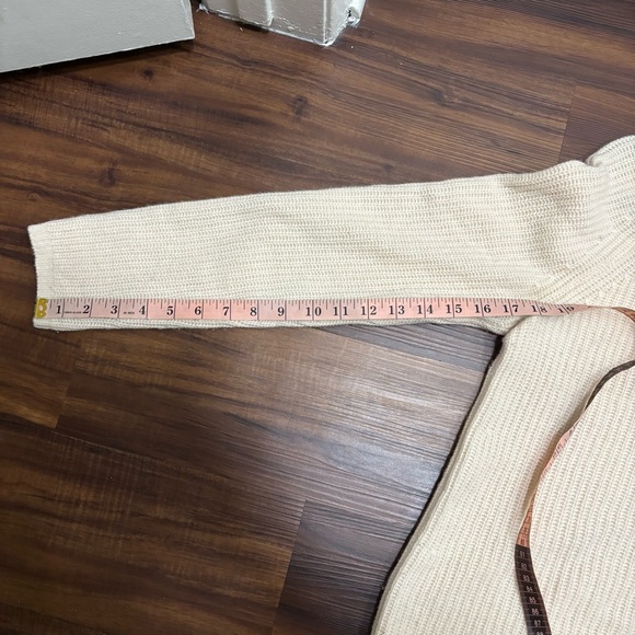 Quince Women’s Sz Small 100% Cashmere Cream Knit Sweater Quiet Luxury - Picture 7 of 7